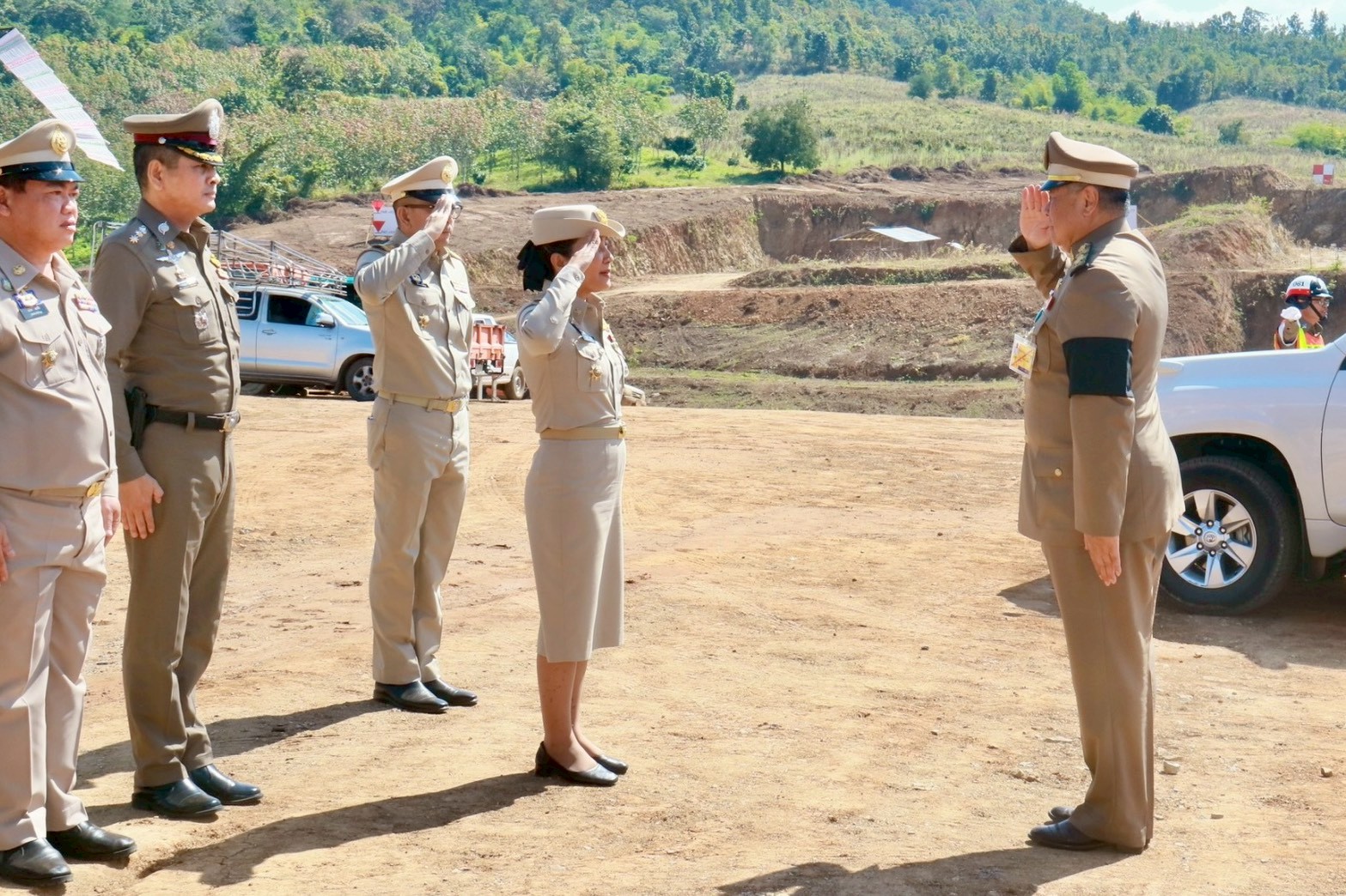 title - องคมนตรี ลงพื้นที่ติดตามและขับเคลื่อนโครงการอ่างเก็บน้ำห้วยจะกาอันเนื่องมาจากพระราชดำริ ตำบลแม่ลาน อำเภอลี้ จังหวัดลำพูน